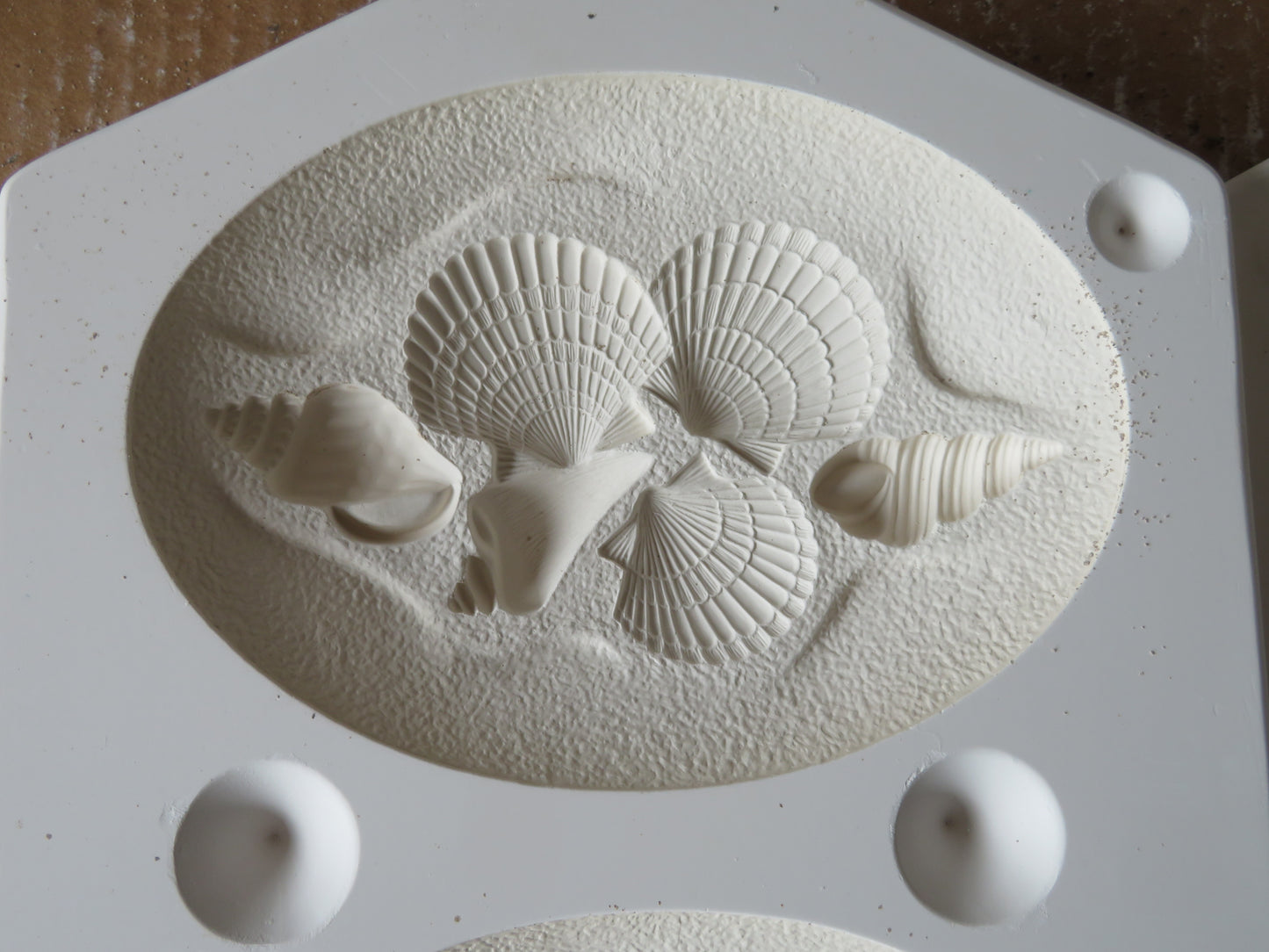 DONA'S SEASON SEASHELLS INSERTS - $ 8 EACH OR 2 FOR $15