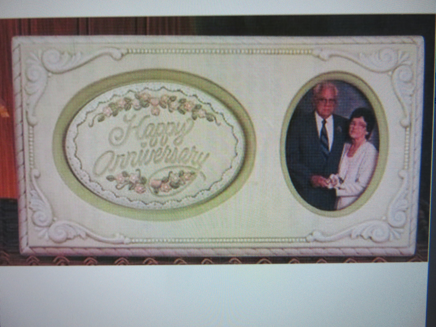 DONA'S SEASONS HOLDERS - CARVED DOUBLE FRAME FOR INSERTS