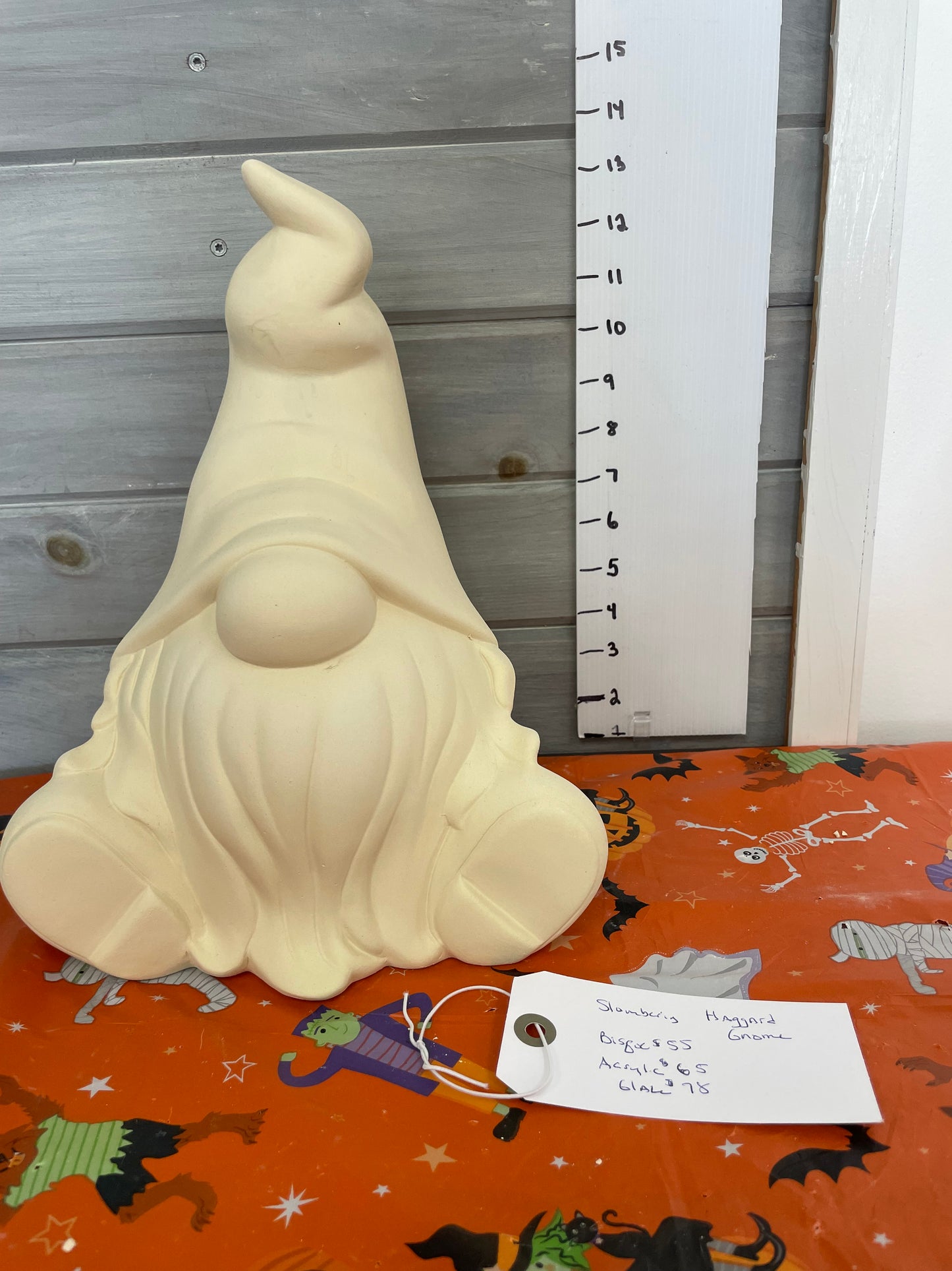 HAGAR THE SLUMBERING GNOME  (CM) -