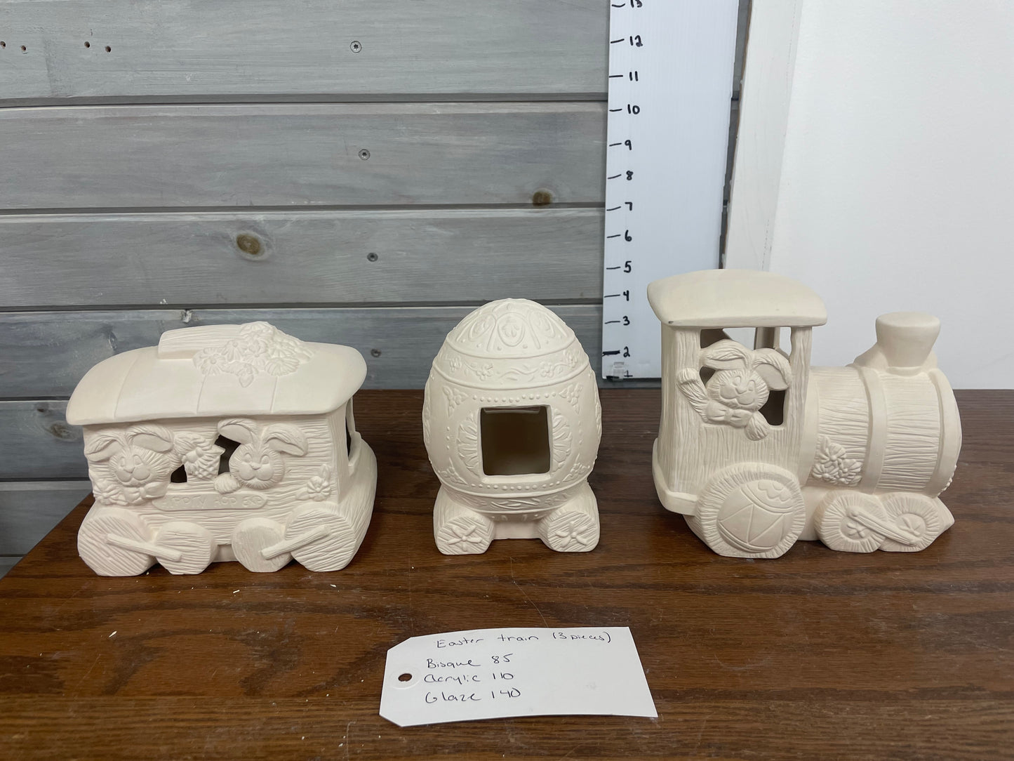 Vintage Easter Train 3 pieces