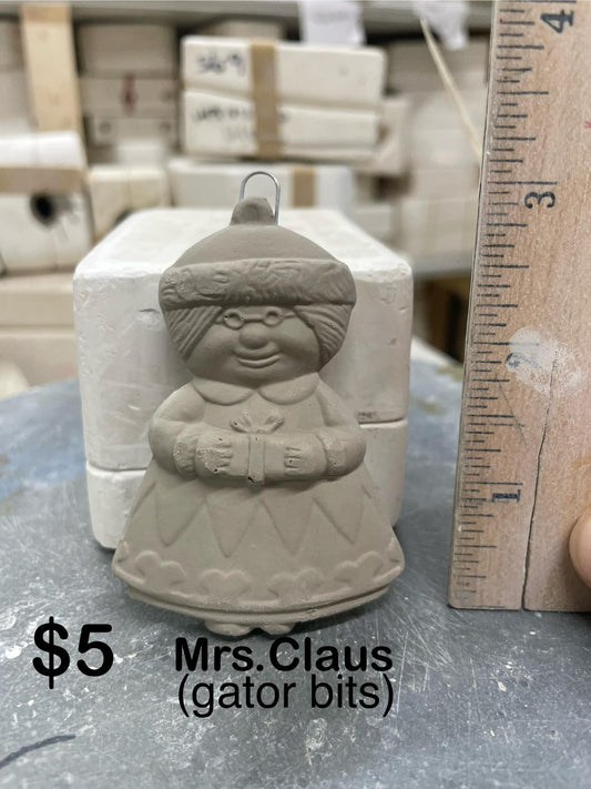 MRS CLAUS CHRISTMAS ORNAMENT -$5 - GATOR BITS