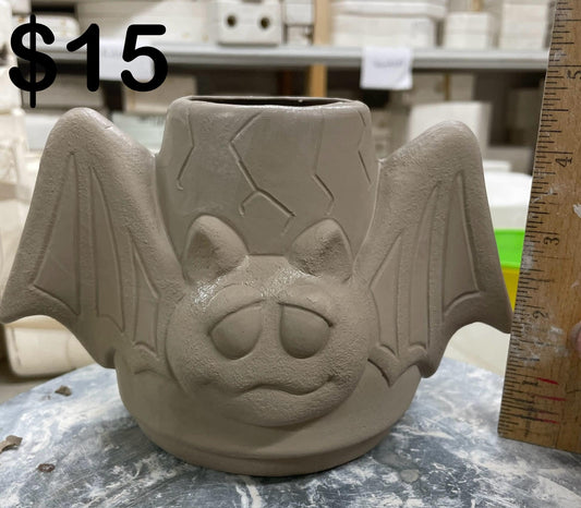 HALLOWEEN BAT PLANTER-$15