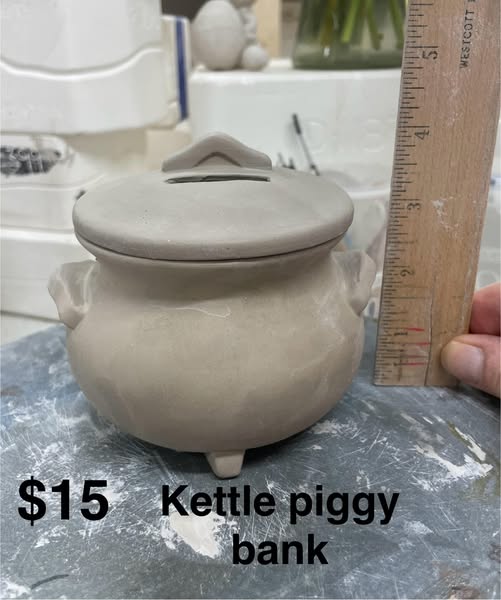 KETTLE PIGGY BANK-- -$15