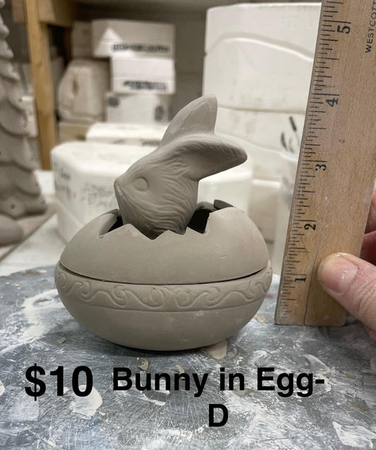 BUNNY IN EGG -SET OF 3-(D) -$10