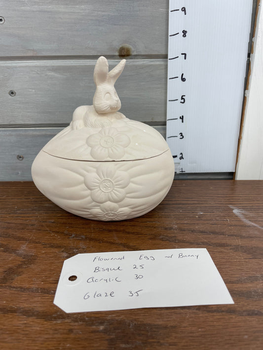 Easter box w/ flowers