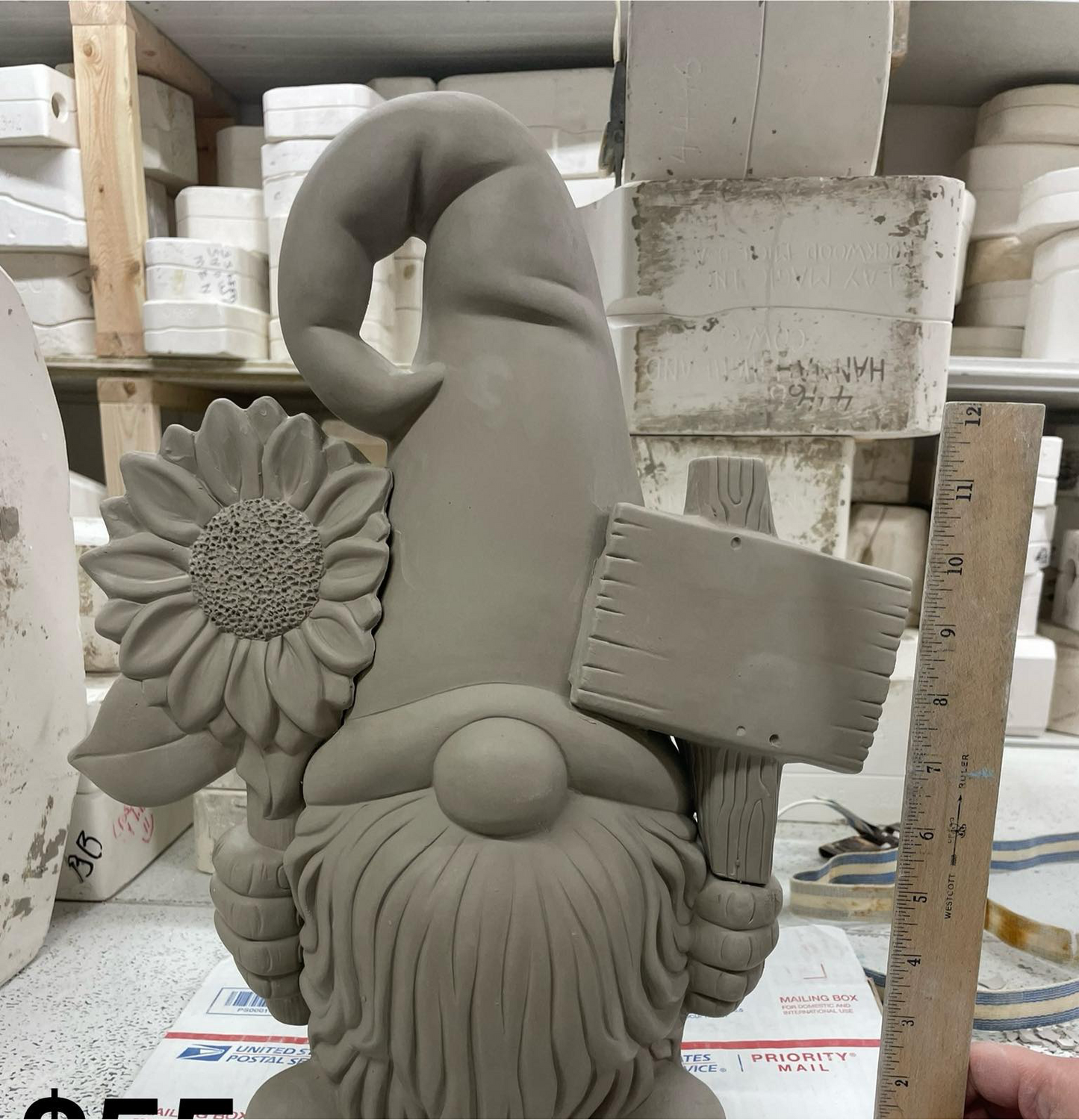 GARTH THE GNOWE WITH SUNFLOWER & SIGN  (CM) -$65