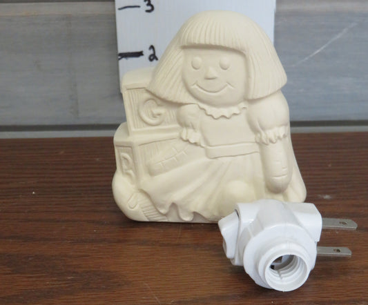 DOLLY NIGHT LIGHT- $25      BISQUE