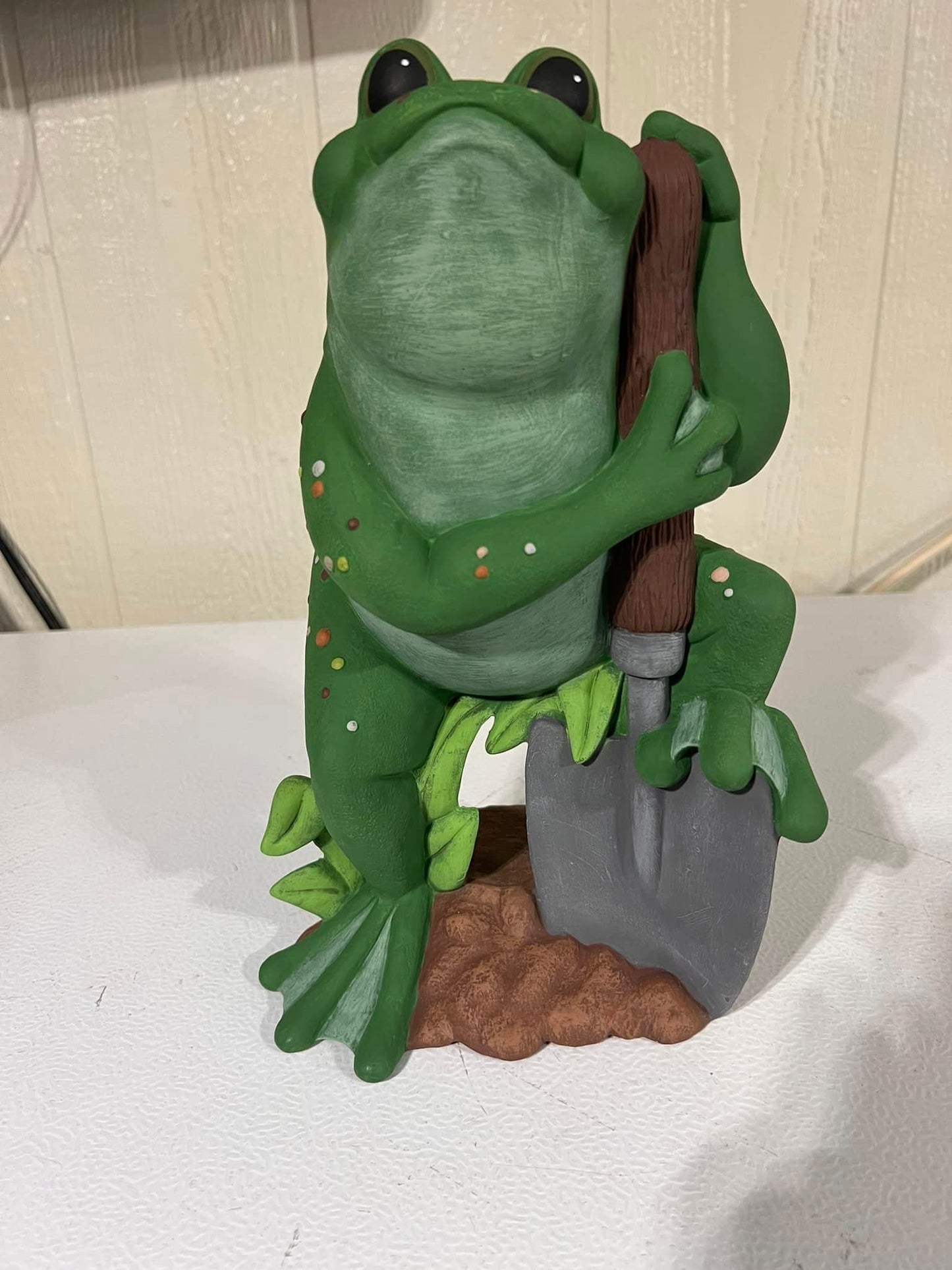 GARDEN FROG WITH SPADE  (K)-$30
