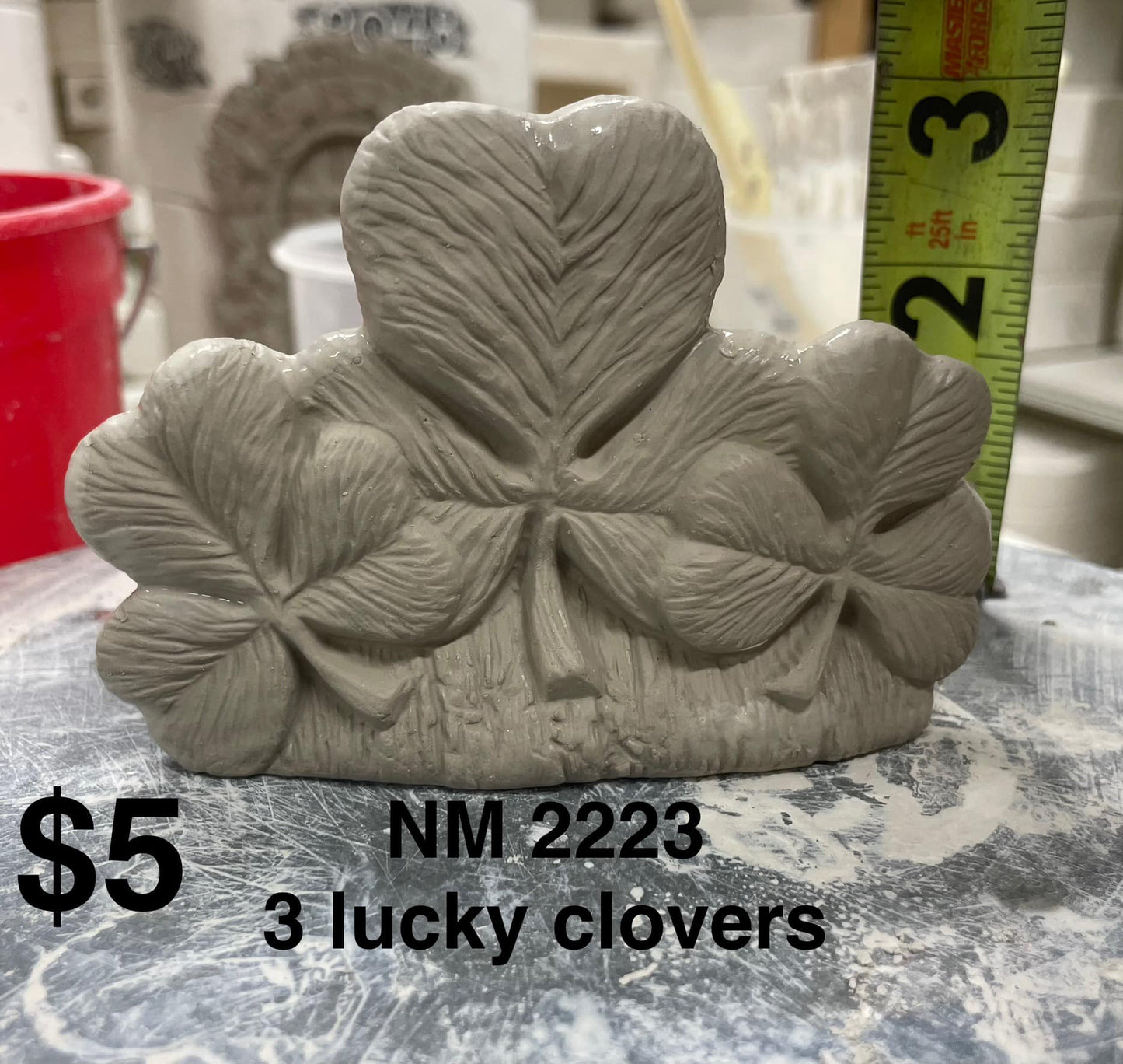 ST PATRICK'S DAY--3 LUCKY CLOVERS- NM 2223-$5