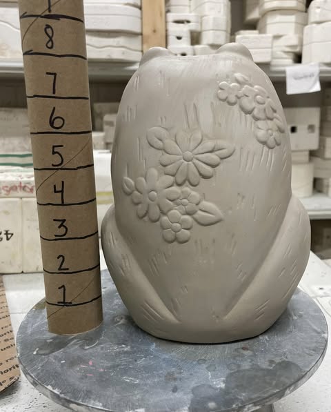 DAISY THE FROG  (DK)-$32